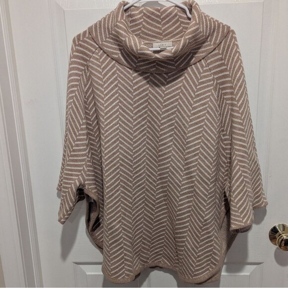Loft Size XS/S Cream And White Cowl Neck Oversized Poncho Sweater W/ Sleeves - Picture 6 of 9